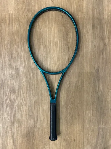 Raquete de Tênis Wilson Blade V9 Pro Labs (Seminova)