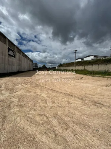 EXCELENTE GALPAO AS MARGENS BR 232