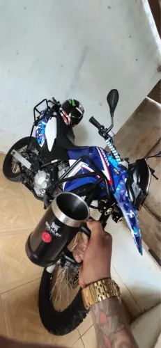 Xre 300 série especial