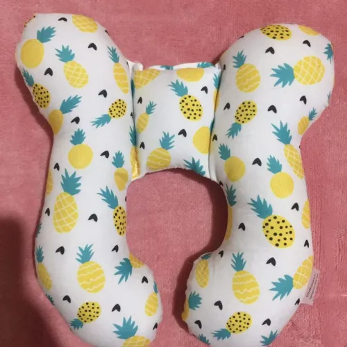 Almofada de viagem bebê 