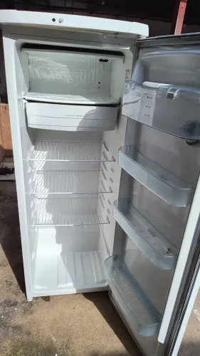 Geladeira Eletrolux