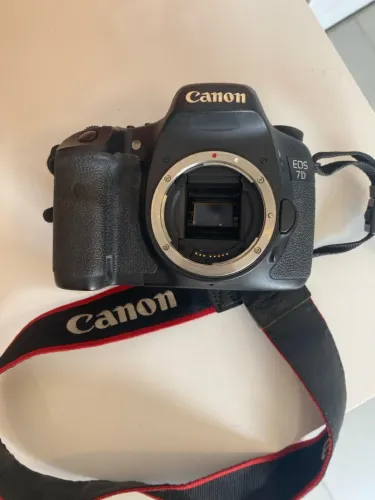 Câmera Canon EOS 7D