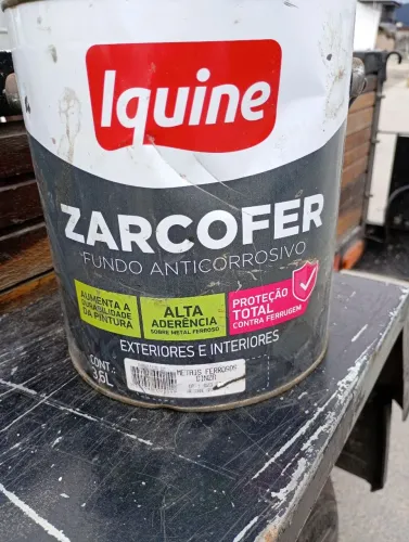 Fundo anticorrosivo altaderência iquine para metal cinza