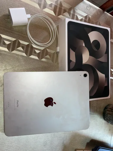 iPad Air 5 (64GB) + Apple Pencil 2 geração e acessórios