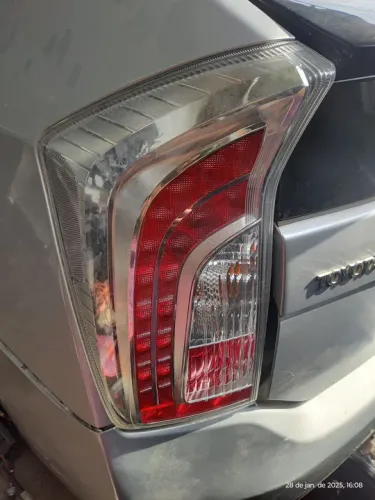 F Lanterna Traseira esquerda Toyota Prius