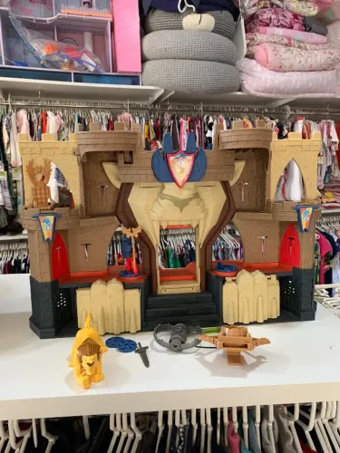 Castelo do reino dos leões Imaginext 