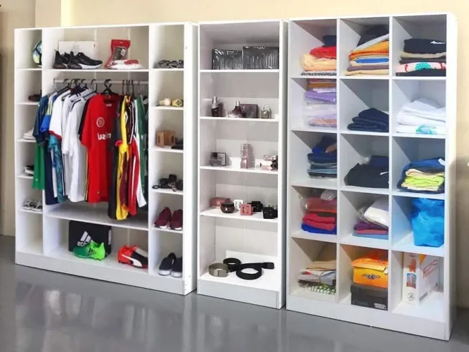 Estante. Expositora. Para loja. 