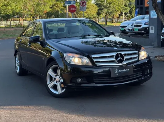 Mercedes-Benz C-180 CGI Classic 1.8 16V 156cv Aut. 2011