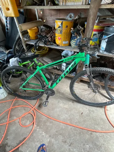 Vende-se bicicleta LÓTUS 