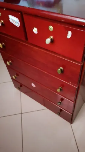 Cômoda em ótimo estado 