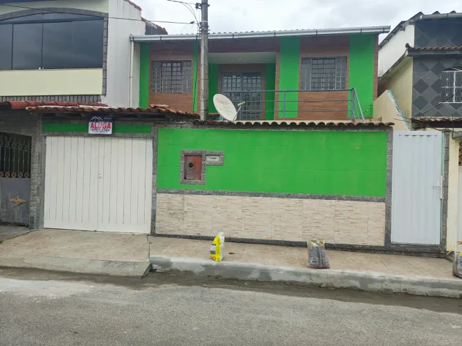 Alugo casa na Rua 34 no Brito