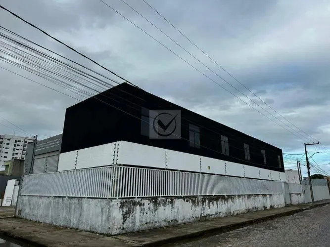 Venda | Casa duplex com ponto para comercio, Aracaju-SE