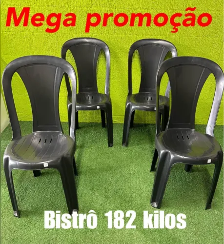 Mesas e cadeiras plástica