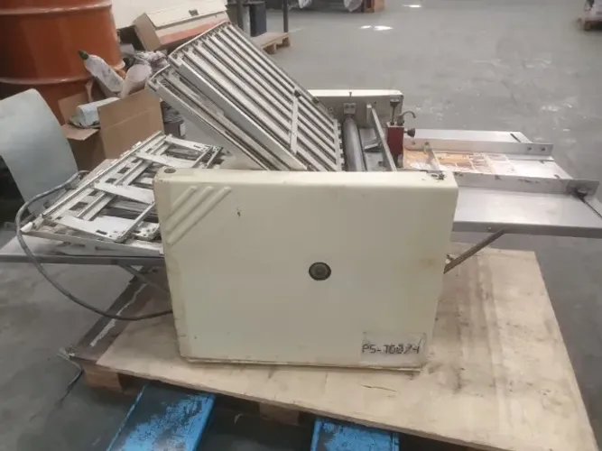 dobradeira de mesa grafica 