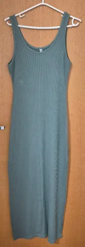Vestido canelado