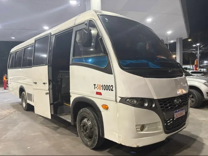 Microônibus e vans
