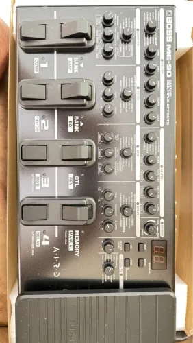 Pedaleira Boss ME-90 Guitarra Multi-Efeitos
