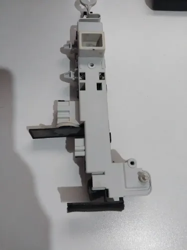 Trava da porta 127v lava e seca Samsung Wd9102
