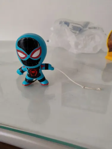 Boneco Homem-Aranha Miles Morales