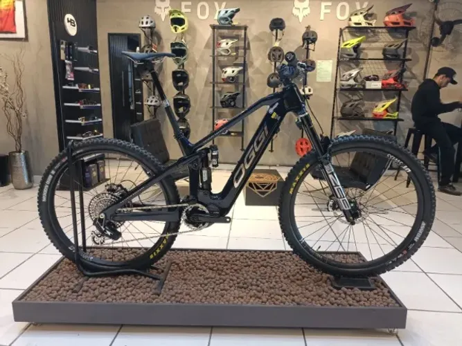 Bicicleta OGGI Potenza Squadra 2025 0km ( Aceito troca ! 