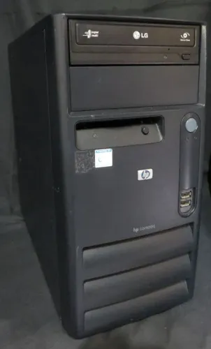 Computador Desktop HP Compaq dual core e5700 4 GB ram 250 HD