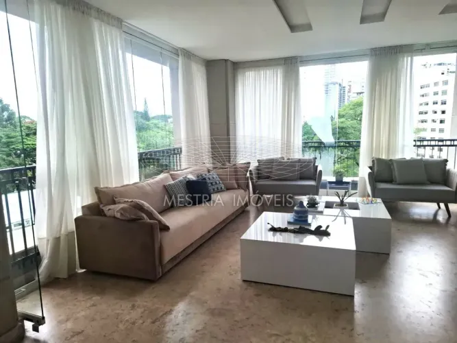 Moema Pássaros - Próximo ao Parque Ibirapuera - 408 m2 - 4 suítes!