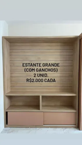 Móveis para loja de jóias, bijuterias ou relógios 