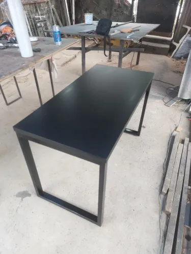 Mesa estilo industrial