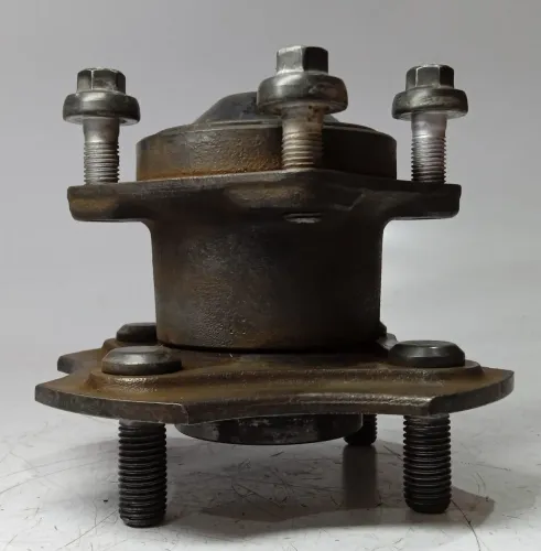Cubo da Roda Traseira Esquerda Corolla 1.8 2003 a 2008      