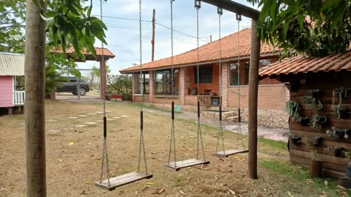 CH287 - Chácara 1.000,00m² a venda no Vale Verde, casa 3 dorm. 2 bh. pomar variado. doc ok
