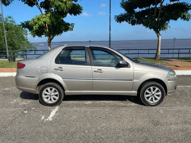 Fiat Siena EL Celeb. 1.0 MPI Fire Flex 8V 4P 2010