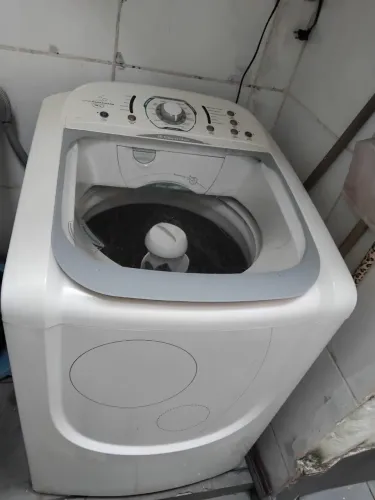 Vendo máquina de lavar 15 kilos 