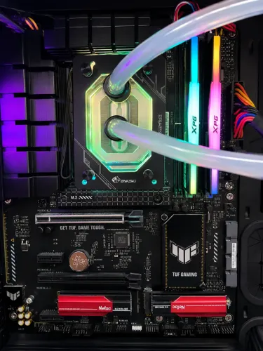 Kit Gamer Ryzen 7 7800x3D Mobo Asus TUF Gaming Wifi Plus RAM 32 Gb XPG 6000Mhz