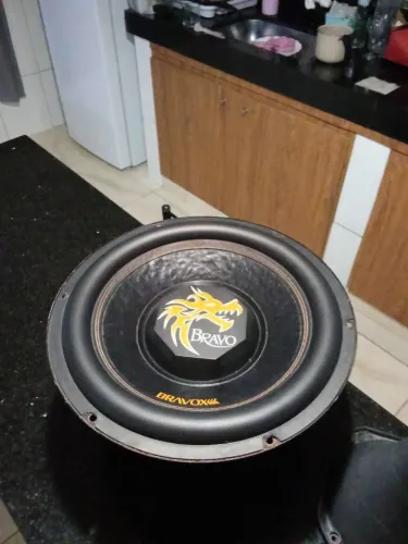 Vendo som automotivo peças separadas