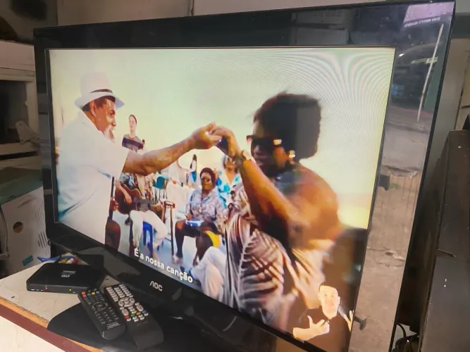 Tv AOC não smart