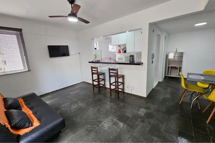 Apartamento à venda na Praia do Tombo - Jardim Las Palmas - Guarujá - SP.