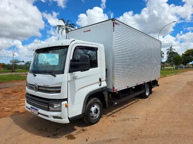 Caminhão vw 6.160 Prime