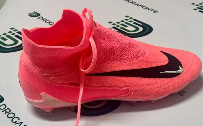 Chuteira ORIGINAL da NIKE