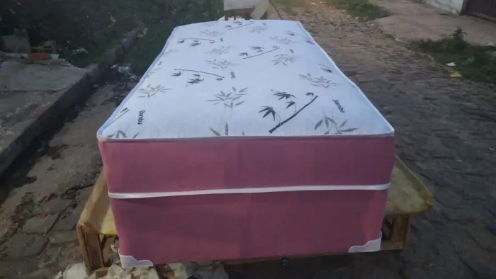 Cama box de solteiro