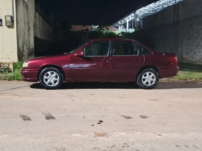 Chevrolet Vectra CD 2.0 (modelo Antigo) 1995