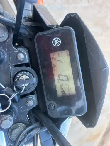 Moto Yamaha Factor 125T
