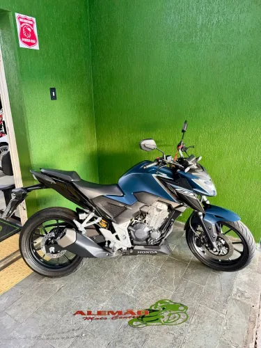 HONDA CB 300F TWISTER ABS - Alemao Moto Center