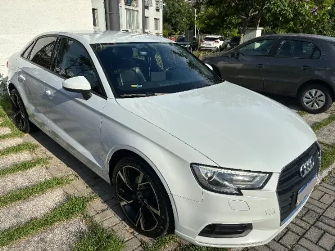 Audi A3 Sedan 1.4 TFSI Flex Tiptronic 4P 2017