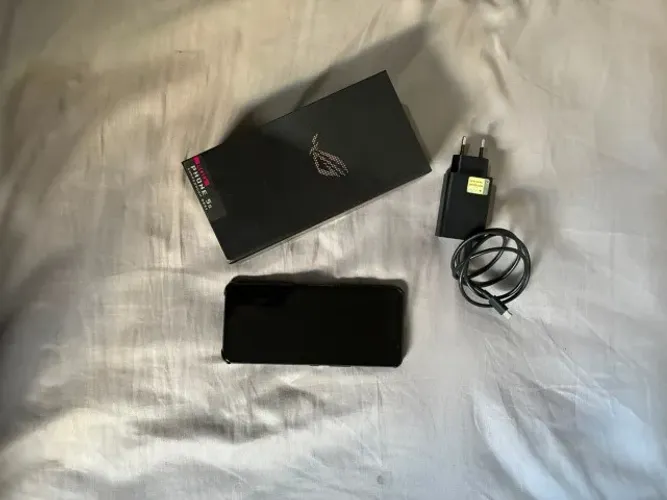 ? ASUS ROG Phone 5s 12GB RAM / 256GB - Completo | Caixa + NF | Excelente Estado