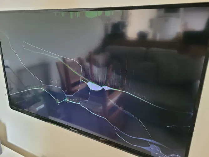 Tv Panasonic 39 polegadas tela quebrada