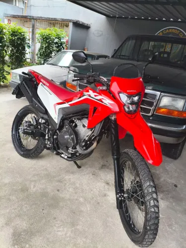 XR Tornado 300cc R$ 29.900,00