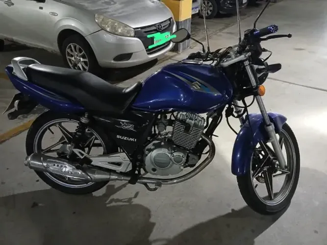Suzuki EN 125 YES 2010
