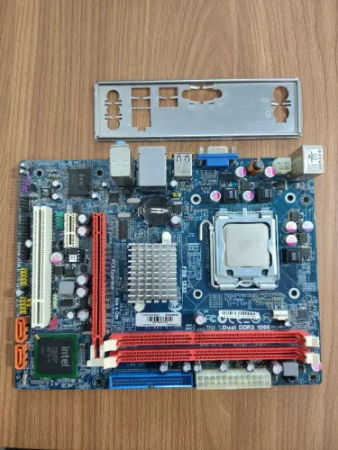 Kit Placa Mãe Megaware G41T-M7 DDR3 + Processador Pentium E6700 3.20GHz + Espelho