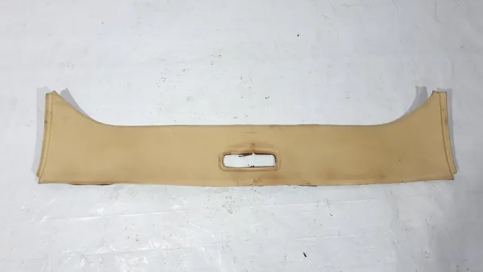Moldura Luz Cortesia Traseira Mercedes-benz 280s W126 1983
