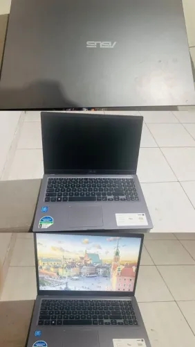 Vendo notebook ASUS X515MA